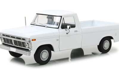 Greenlight Ford F-100 Pick Up 1973 - White (1/18) Scale Model
