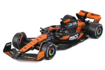 Bburago - McLaren F1 MCL38 Miami GP 2024 - #81 Oscar Piastri with collectors hard case (1/43 Scale Model)