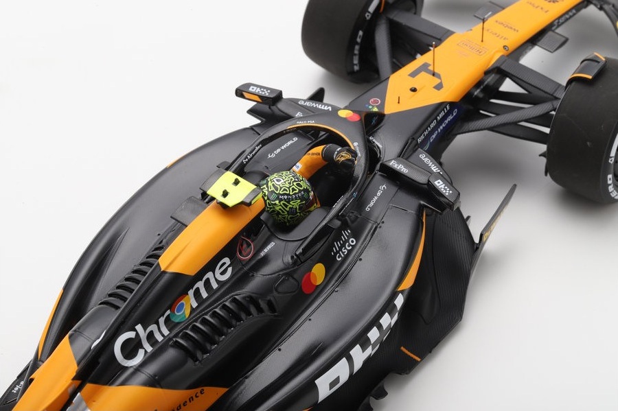 Spark - McLaren MCL38 #4 Mclaren F1 Team - Winner Abu Dhabi GP 2024 Lando Norris (1/18 Scale Model) - Image 7