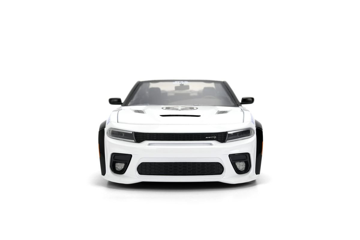 Jada Toys - Star Wars Storm Trooper Dodge Charger SRT Hellcat 2021 (1:24 Scale Model) with Die-Cast Figure - Image 3
