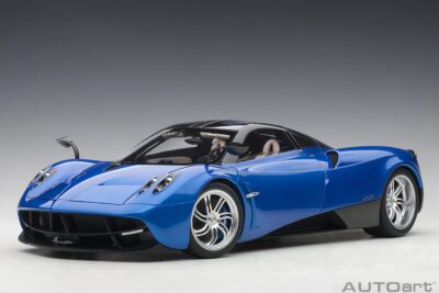 AutoArt - Pagani Huayra Blue Metallic (1:12 Scale Model Car)