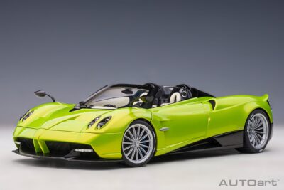 AutoArt - Pagani Huayra Roadster Verde Firenze (1:18 Scale Model Car)