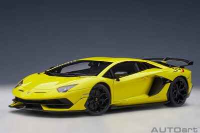 AutoArt - Lamborghini Aventador SVJ Giallo Tenerife (1:18 Scale Model Car)