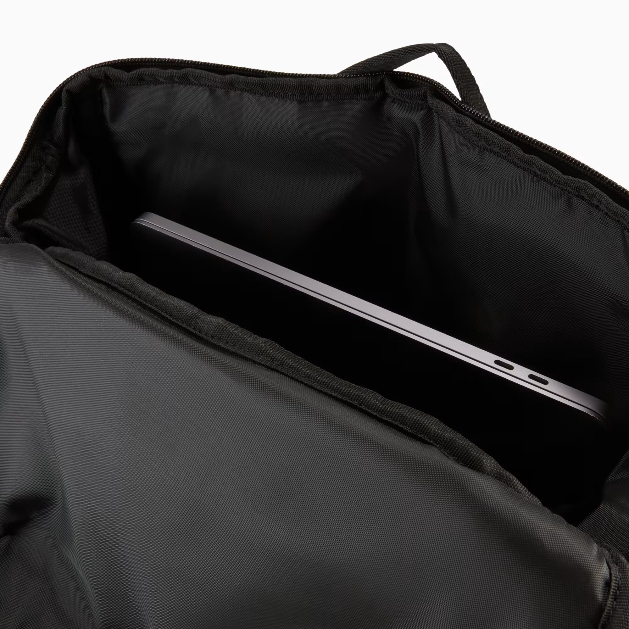 Scuderia Ferrari Large 22L Backpack - PUMA Black - Image 4