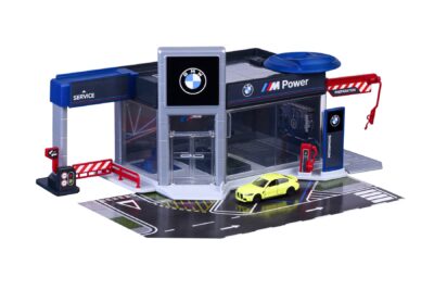 BMW Showroom Set + 1 Vehicle
