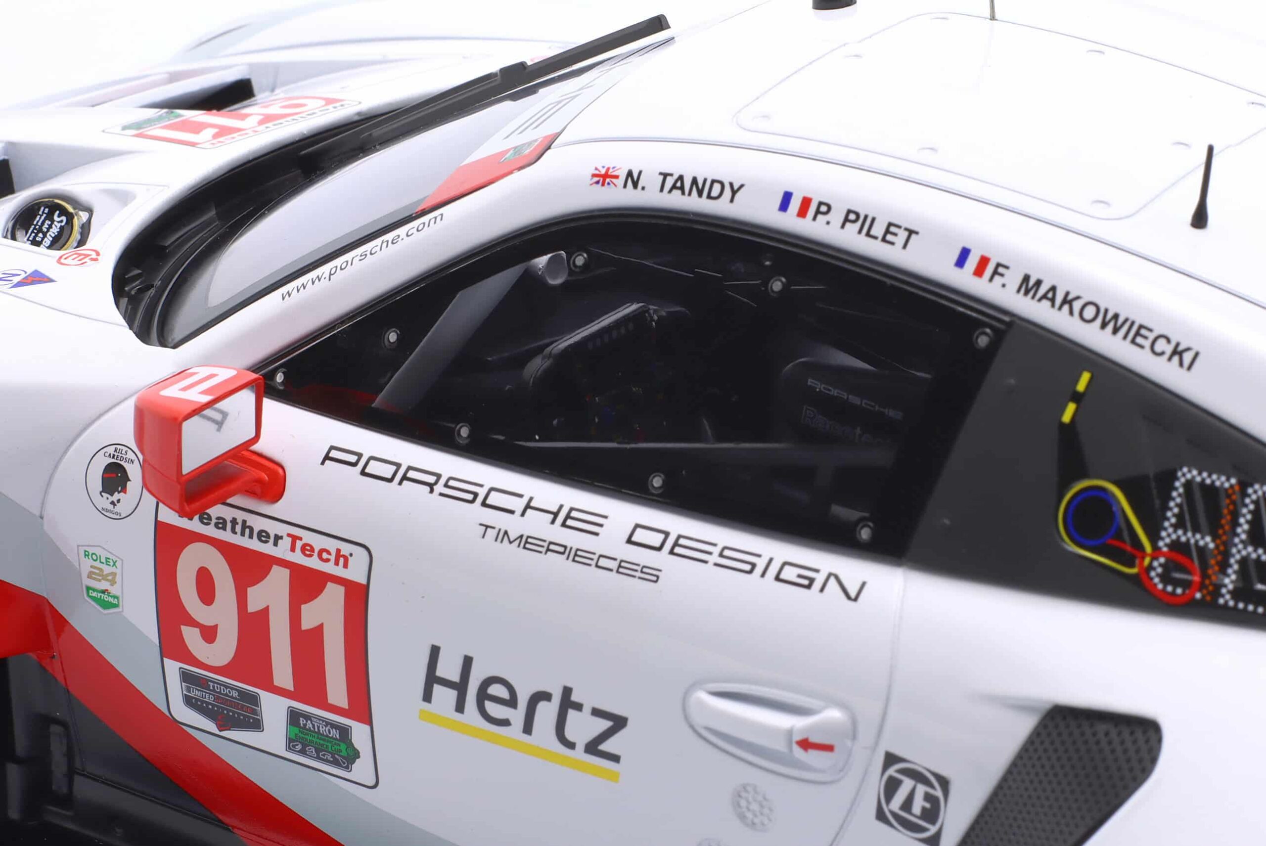 IXO Models - Porsche 911 (991) RSR #911 24h Daytona 2018 Porsche GT Team (1:12 Scale Model) - Image 6